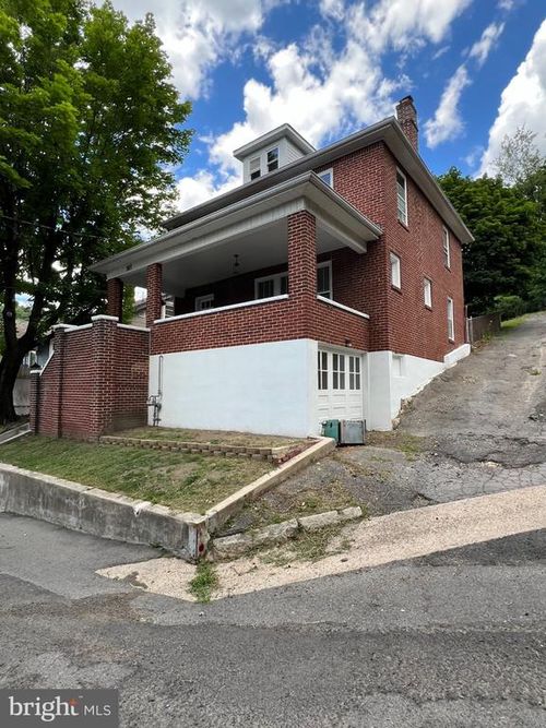 307 Helen St, CUMBERLAND, MD, 21502-2457 | Card Image