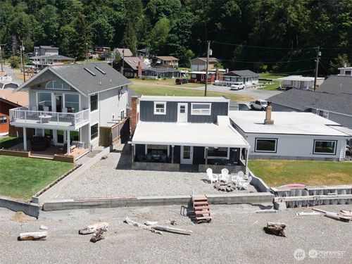 14300 Frans Dr, Stanwood, WA, 98292-6739 | Card Image