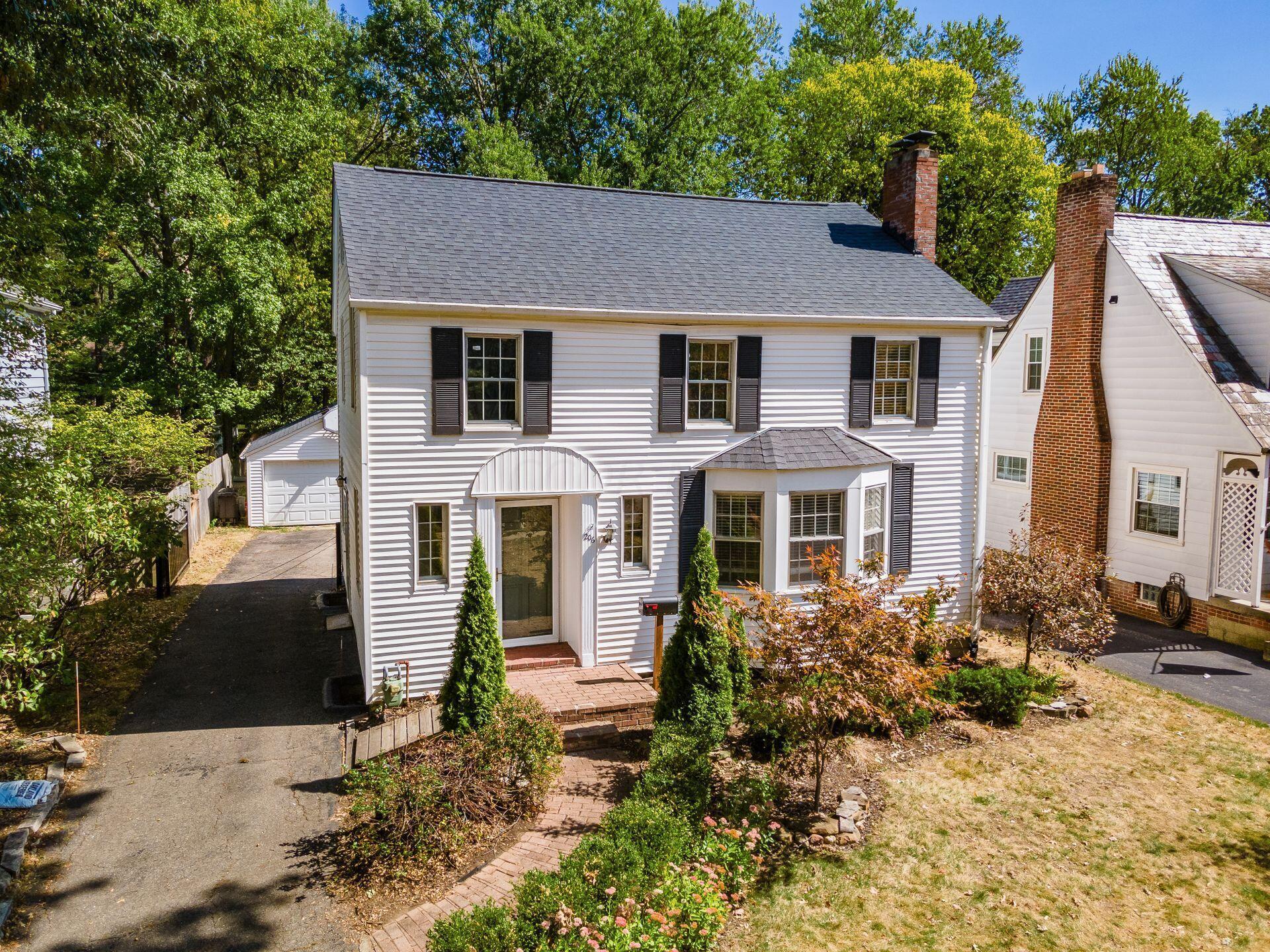 Stanwood Rd, Columbus, OH 43209