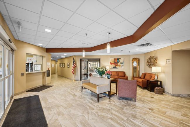 21_6615LakeShoreDr_Unit1111_2019_DownloadforMLS_2000x1333.jpg | Image 13