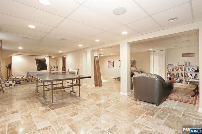 37 Osborne Ct, House other with 4 bedrooms, 3 bathrooms and null parking in Mahwah NJ | Image 34