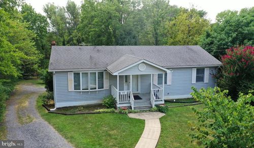 2111 Shawn Dr, MIDDLETOWN, VA, 22645-9522 | Card Image