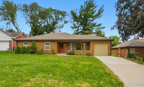 6564 Colby Ave, Windsor Heights, IA, 50324-1713 | Card Image