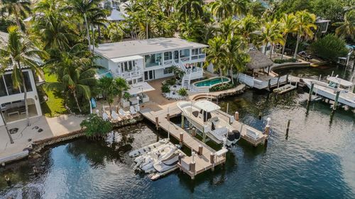 16 North Dr, Key Largo, FL, 33037-2917 | Card Image