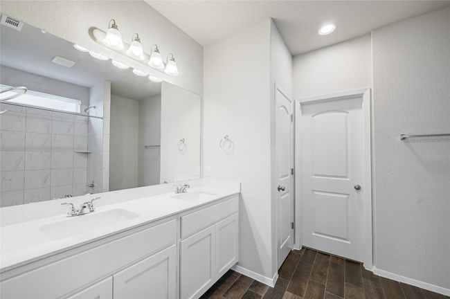 215 Desperado St, House other with 3 bedrooms, 3 bathrooms and 2 parking in Kyle TX | Image 18