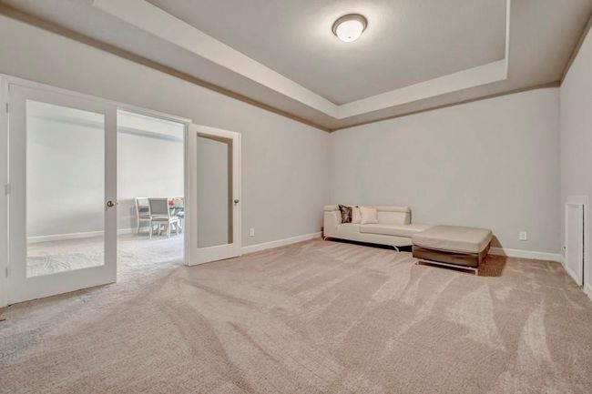 Family movie night just got better! With over 250 sq feet you can invite all the BFF's over. | Image 31
