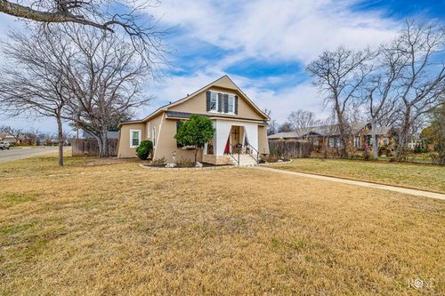 223 S Jefferson St, San Angelo, TX, 76901-4024 | Card Image