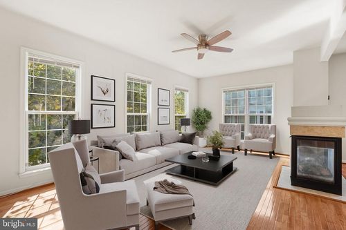 5019 Greenhouse Ter, CENTREVILLE, VA, 20120-5016 | Card Image