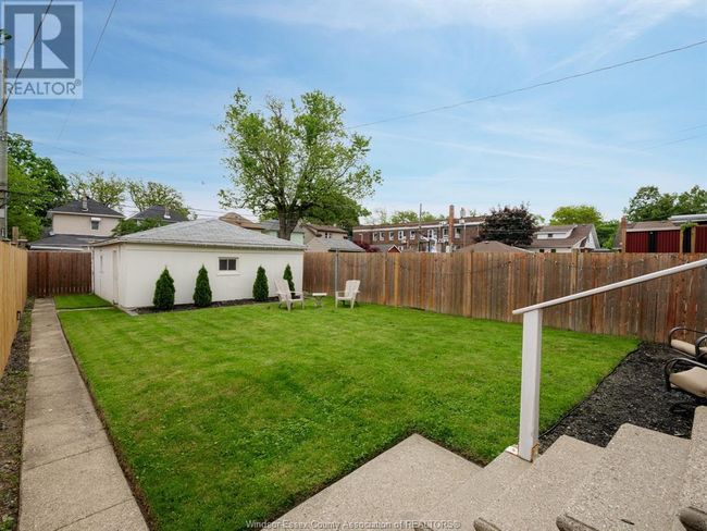1454 Moy Ave, House other with 5 bedrooms, 2 bathrooms and null parking in Windsor ON | Image 22