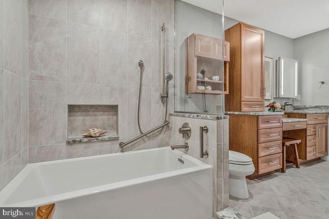 21 Chesapeake Lndg, Townhouse with 4 bedrooms, 4 bathrooms and null parking in Annapolis MD | Image 26