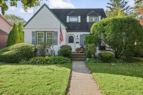1956 Old Mill Road, Hempstead, NY, 11566 | Card Image