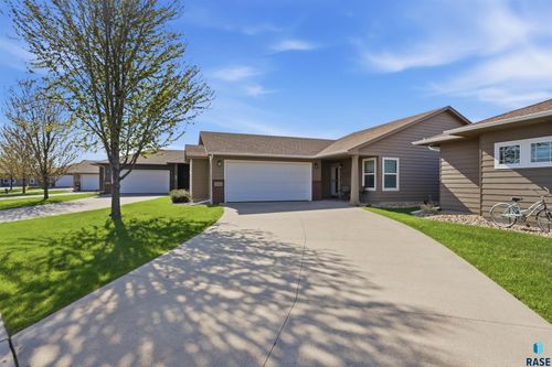 5505 E Schave St Street, Sioux Falls, SD, 57110 | Card Image