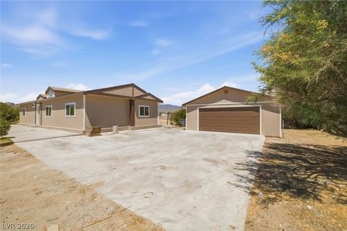 2153 N Balzar St, Pahrump, NV, 89060-3157 | Card Image