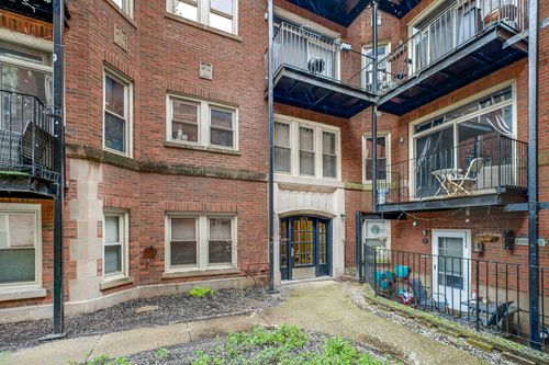 2b-1659 W Pratt Blvd, Chicago, IL, 60626-4123 | Card Image