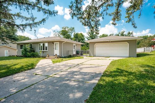4017 Mica Trl, Eagan, MN, 55122-2949 | Card Image
