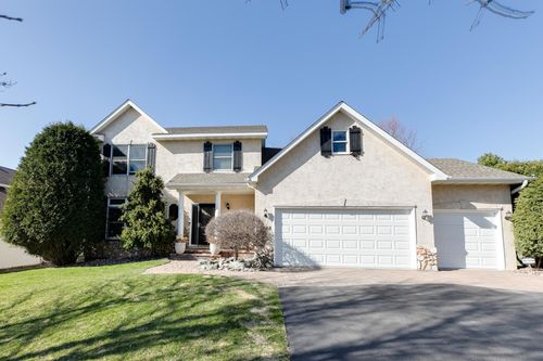 7568 Walnut Curv, Chanhassen, MN, 55317-9393 | Card Image