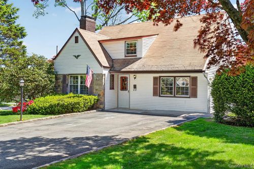 382 Marietta Avenue, Mount Pleasant, NY, 10532 | Card Image