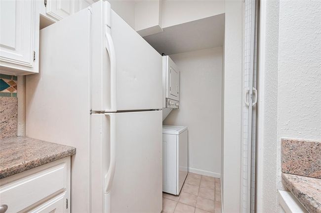 APT-117 - 4001 Nasa Pkwy, Townhouse with 1 bedrooms, 1 bathrooms and null parking in El Lago TX | Image 13