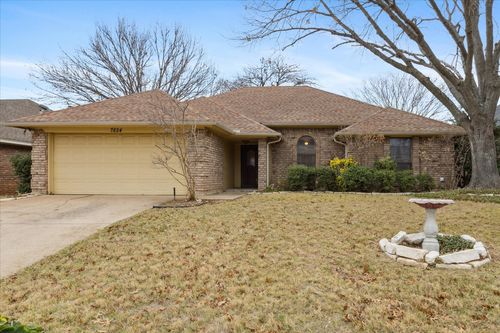 7824 Mahonia Dr, Fort Worth, TX, 76133-7930 | Card Image