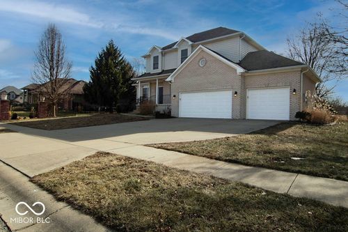 5263 Brooks Bnd, Greenwood, IN, 46143-7939 | Card Image