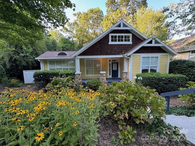 Town Cir, Flat Rock, NC 28731