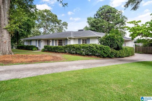 1715 Carovel Cir, VESTAVIA HILLS, AL, 35216-3501 | Card Image