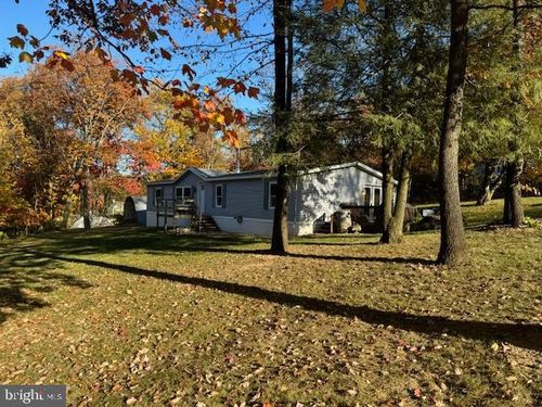 20 Blue Mountain Hts, SCHUYLKILL HAVEN, PA, 17972-9464 | Card Image