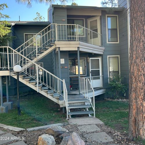 425-2700 S White Mountain Road, Show Low, AZ, 85901 | Card Image