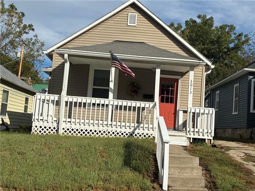 3013 Edmond St, Saint Joseph, MO, 64501-3311 | Card Image