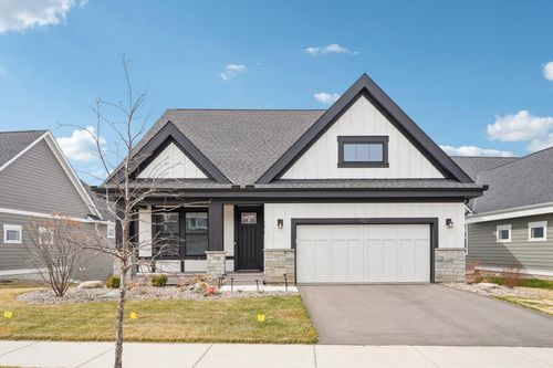 6621 Harvest Trl, Chaska, MN, 55318-5011 | Card Image