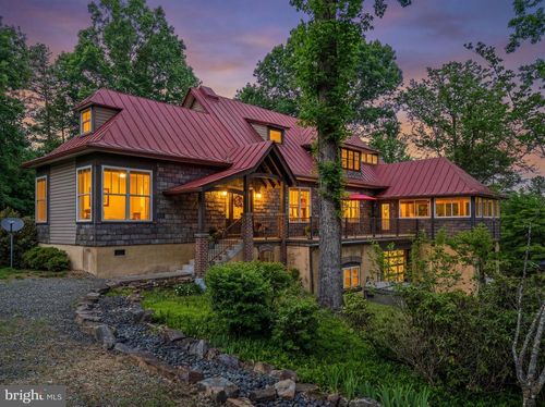 40 Angel Kiss Ln, CASTLETON, VA, 22716-2637 | Card Image