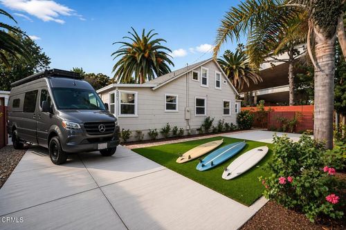 201 S Olive St, Ventura, CA, 93001-2539 | Card Image