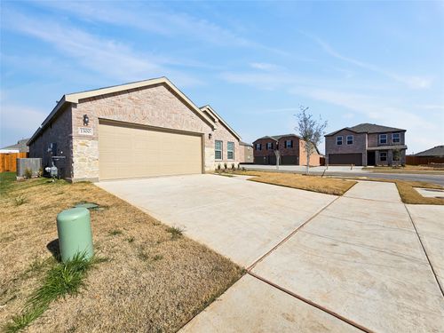 1300 Flamenco Ln, Haslet, TX, 76052-1475 | Card Image