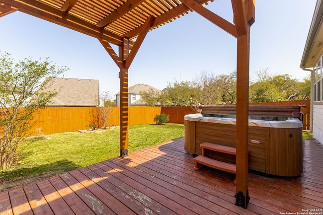 5603 Chestnut Xing, House other with 5 bedrooms, 3 bathrooms and null parking in San Antonio TX | Image 27