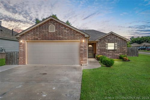 28085 E 150th Place, Coweta, OK, 74429 | Card Image