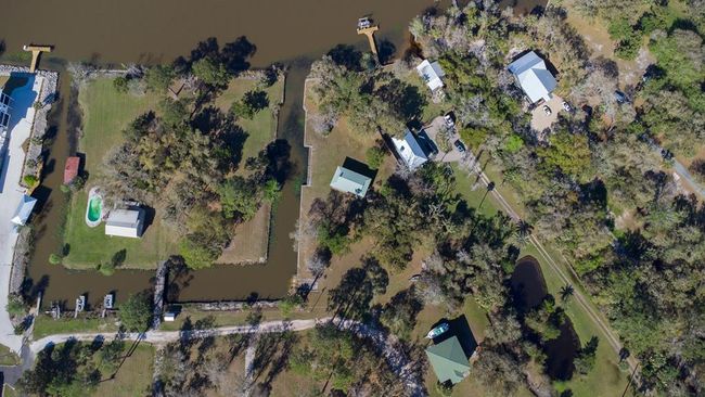 5 Big Oaks, House other with 3 bedrooms, 3 bathrooms and 4 parking in Apalachicola FL | Image 38