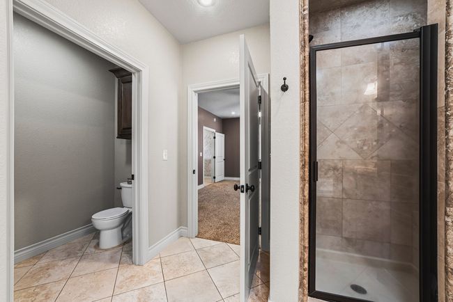 806 Sw 7 Th St, House other with 3 bedrooms, 2 bathrooms and 2 parking in Seminole TX | Image 14
