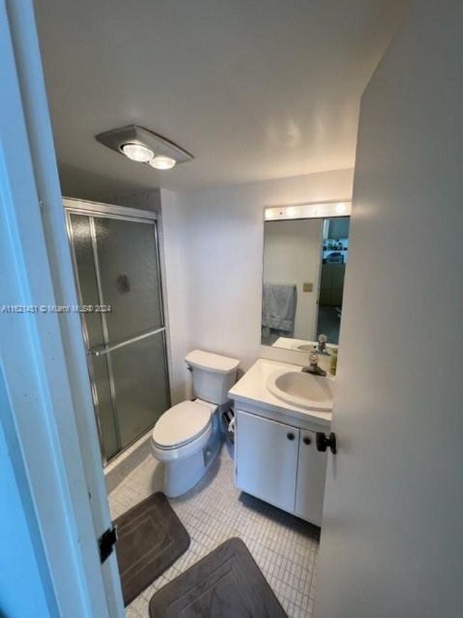 PH-21 - 100 Bayview Dr, Condo with 2 bedrooms, 2 bathrooms and null parking in Sunny Isles Beach FL | Image 17