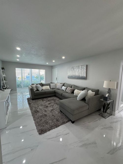 apt-2-6379 Bay Club Dr, Fort Lauderdale, FL, 33308-1604 | Card Image