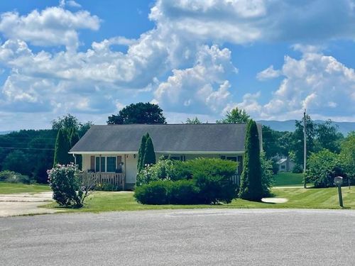 154 Indian Cir, Rural Retreat, VA, 24368-3232 | Card Image