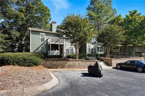 130-4636 Vinings Central Run Se, Atlanta, GA, 30339-6793 | Card Image
