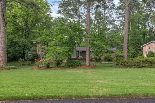1911 Alderbrook Rd Ne, Atlanta, GA, 30345-4113 | Card Image