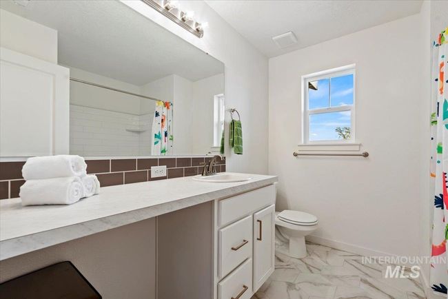 3074 N Greengate Way, House other with 5 bedrooms, 4 bathrooms and 2 parking in Star ID | Image 25