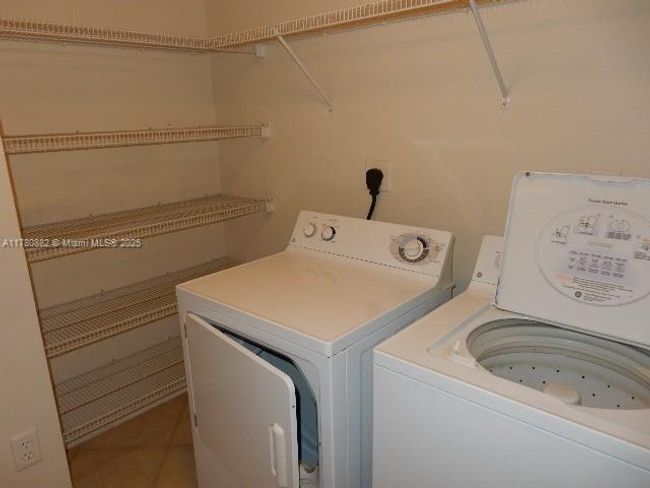 APT-206 - 6410 Emerald Dunes Dr, Condo with 1 bedrooms, 1 bathrooms and null parking in West Palm Beach FL | Image 14