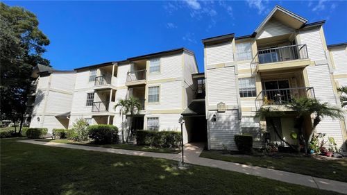 apt-200-1972 Lake Atriums Cir, ORLANDO, FL, 32839-5327 | Card Image
