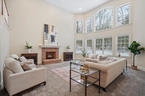 14 Bills Way, Bedford, NH, 03110-4349 | Card Image