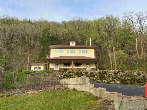 15970 Hwy 35, Ferryville, WI, 54628-0000 | Card Image