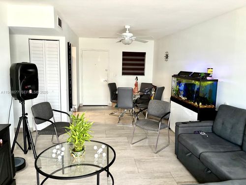 apt-405-6820 W Flagler St, Miami, FL, 33144-2841 | Card Image