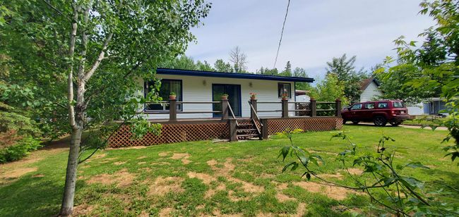 425 - 15538 Old Trail, Home with 2 bedrooms, 1 bathrooms and 4 parking in Rural Lac La Biche County AB | Image 3