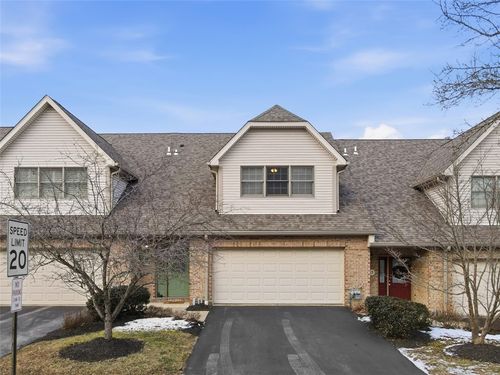 105 Woodcrest Dr, Coraopolis, PA, 15108-9162 | Card Image